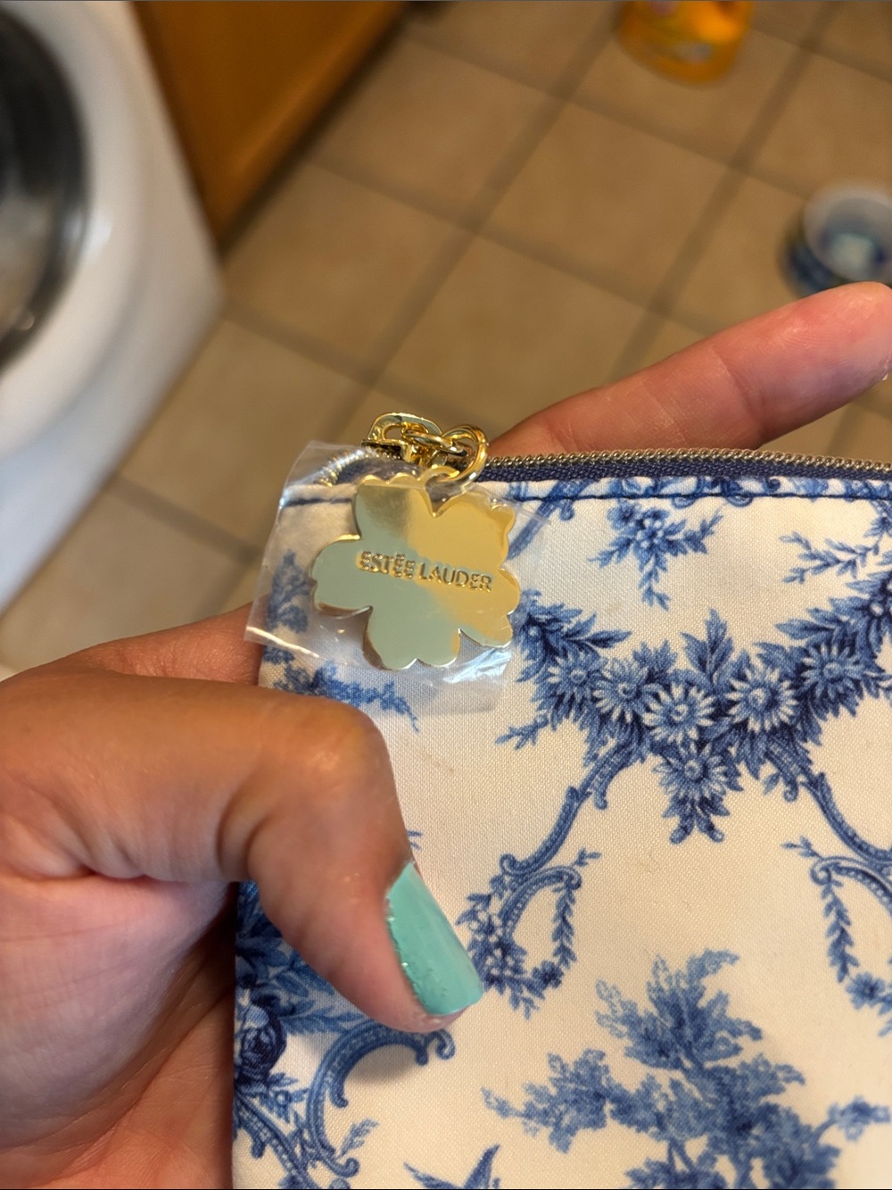 Estee Lauder Blue and White Toile Makeup Pouch with Gold Charm - Picture 2 of 5